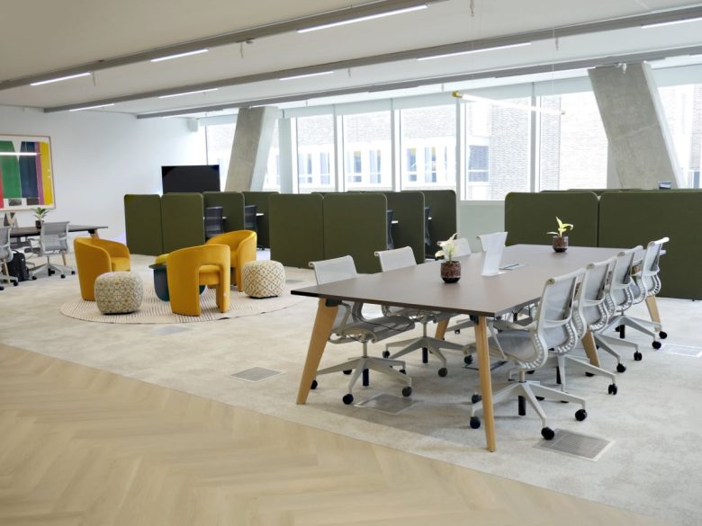 Studio Y: как Curve Workplaces создала стильный coworking‑хаб для модных и креативных сообществ Лондона - «Дизайн офисов»