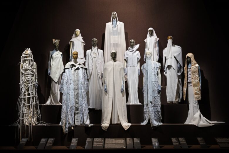 Рик Оуэнс в Париже: как «enfant terrible» моды строит свой «Храм Любви» - «Дизайн образовательных учреждений»