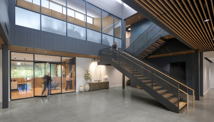 Офис Stirling Properties и Kent Design Build в Ковингтоне: современное рабочее пространство с общими зонами для сотрудничества - «Дизайн офисов»